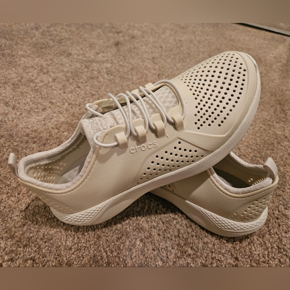 NWOTs Crocs LiteRide Pacer Kid's Shoe